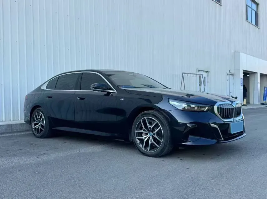 2024 BMW i5 BEV 79.05KWH,autocango,china used car exporter,china ev exporter,chinese used car exporter,chinese used ev exporter