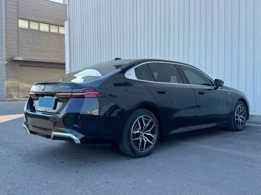 2024 BMW i5 BEV 79.05KWH,autocango,china used car exporter,china ev exporter,chinese used car exporter,chinese used ev exporter