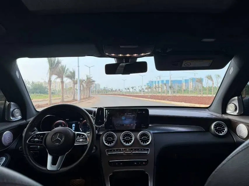 2021 Mercedes-Benz GLC Class 2.0T 197HP L4 9AT,autocango,china used car exporter,china ev exporter,chinese used car exporter,chinese used ev exporter