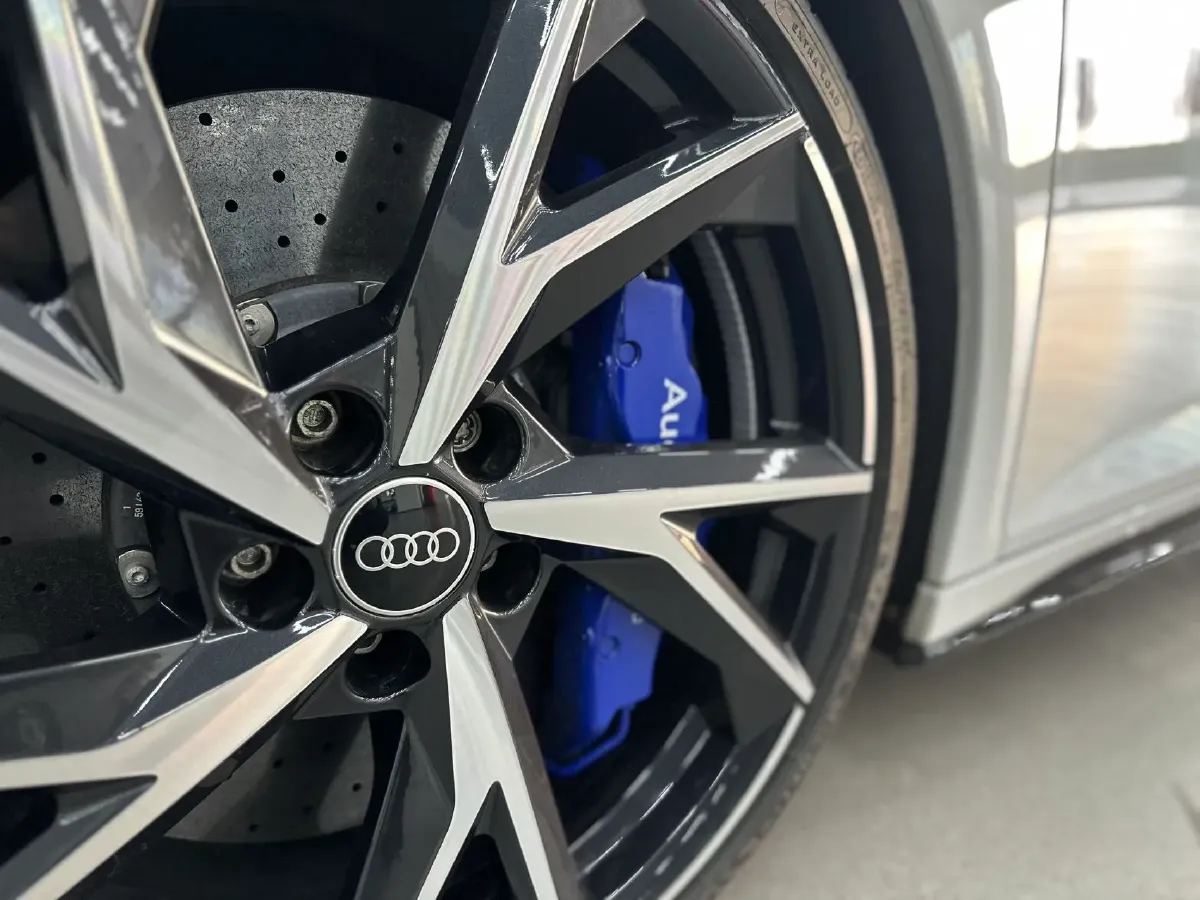 2021 Audi R8 5.2L 620HP V10 7DCT,autocango,china used car exporter,china ev exporter,chinese used car exporter,chinese used ev exporter