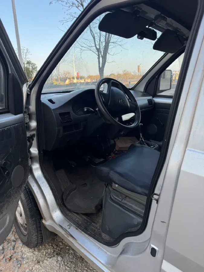 2020 WuLing RongGuang Mini Truck 1.5L 99HP L4 5MT,autocango,china used car exporter,china ev exporter,chinese used car exporter,chinese used ev exporter