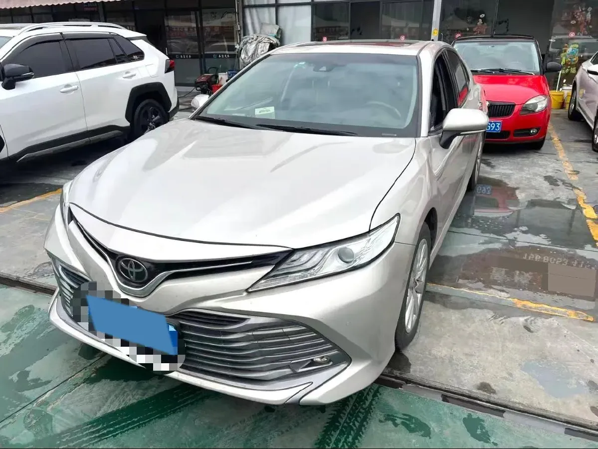 2019 Toyota Camry 2.0L 178HP L4 CVT,autocango,china used car exporter,china ev exporter,chinese used car exporter,chinese used ev exporter