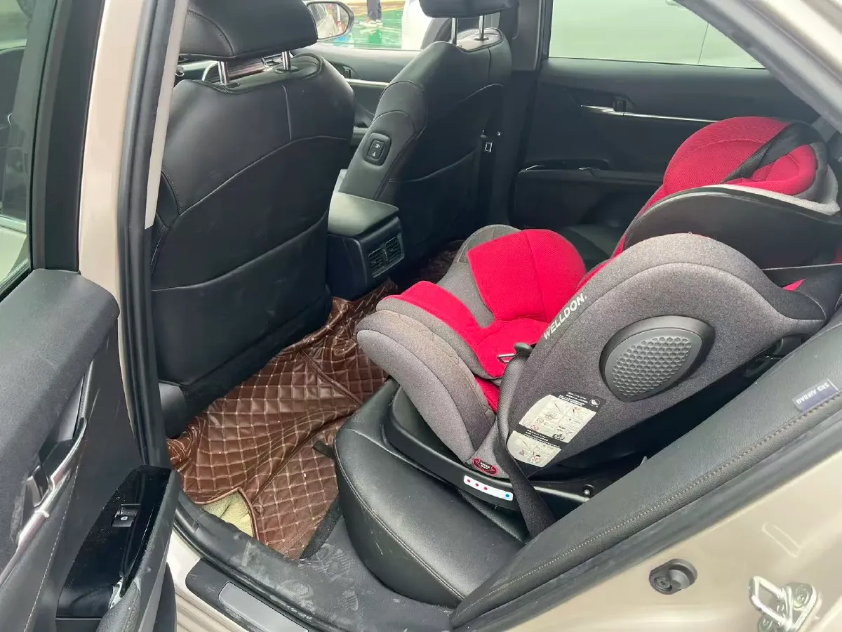 2019 Toyota Camry 2.0L 178HP L4 CVT,autocango,china used car exporter,china ev exporter,chinese used car exporter,chinese used ev exporter