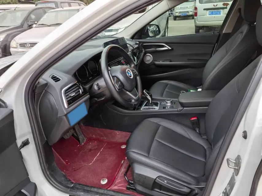 2022 BMW 1 Series 1.5T 140HP L3 7DCT,autocango,china used car exporter,china ev exporter,chinese used car exporter,chinese used ev exporter