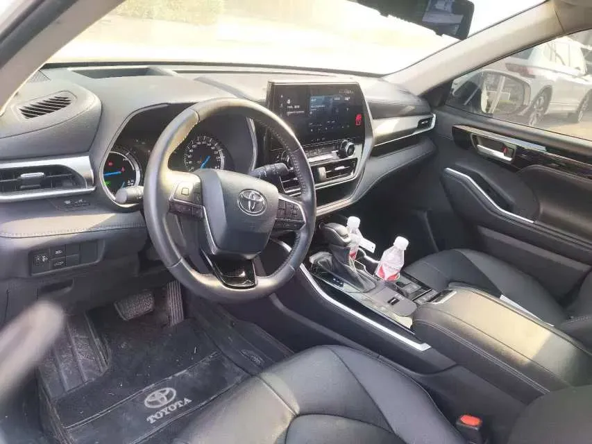 2023 Toyota Highlander 2.5L 189HP L4 E-CVT Hybrid,autocango,china used car exporter,china ev exporter,chinese used car exporter,chinese used ev exporter