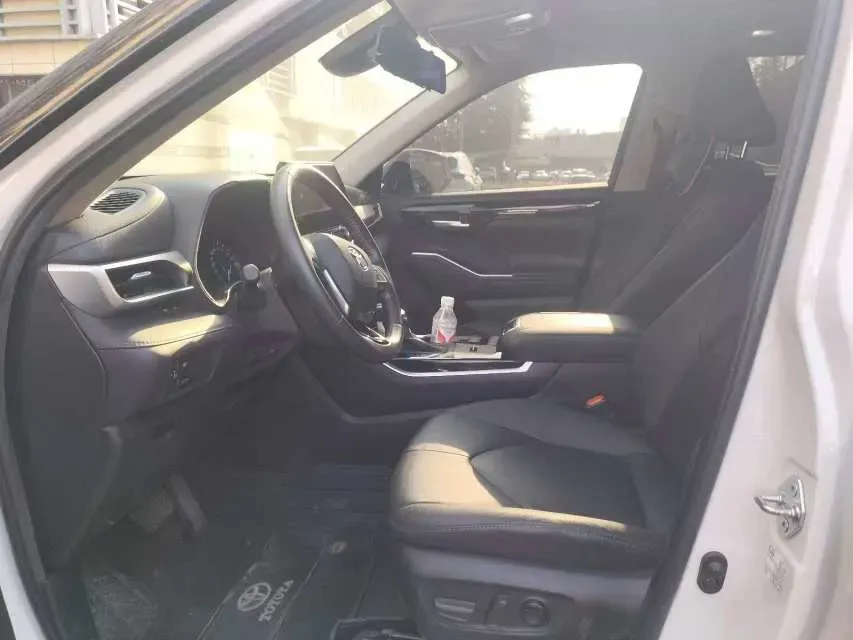2023 Toyota Highlander 2.5L 189HP L4 E-CVT Hybrid,autocango,china used car exporter,china ev exporter,chinese used car exporter,chinese used ev exporter
