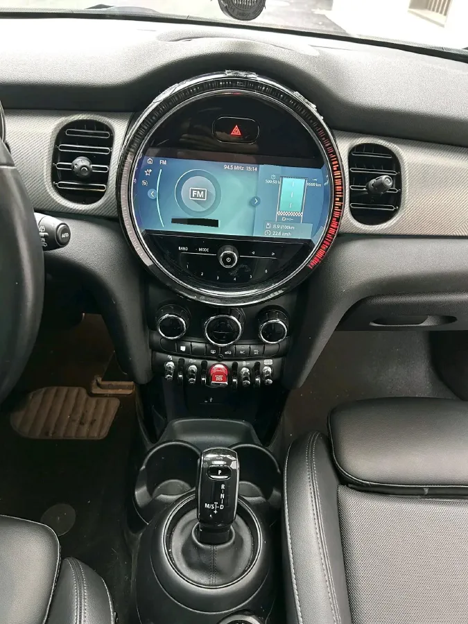 2022 MINI MINI 1.5T 136HP L3 7DCT,autocango,china used car exporter,china ev exporter,chinese used car exporter,chinese used ev exporter