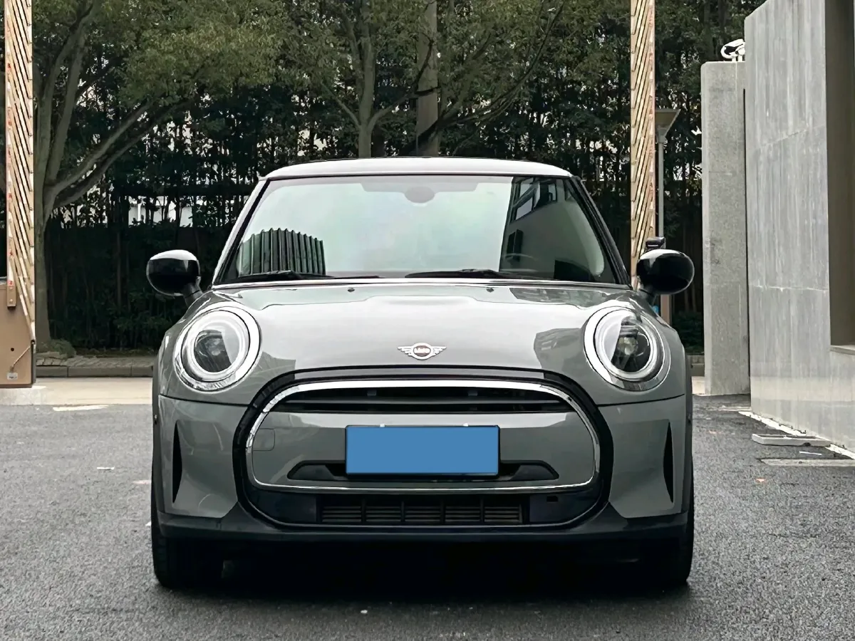 2022 MINI MINI 1.5T 136HP L3 7DCT,autocango,china used car exporter,china ev exporter,chinese used car exporter,chinese used ev exporter