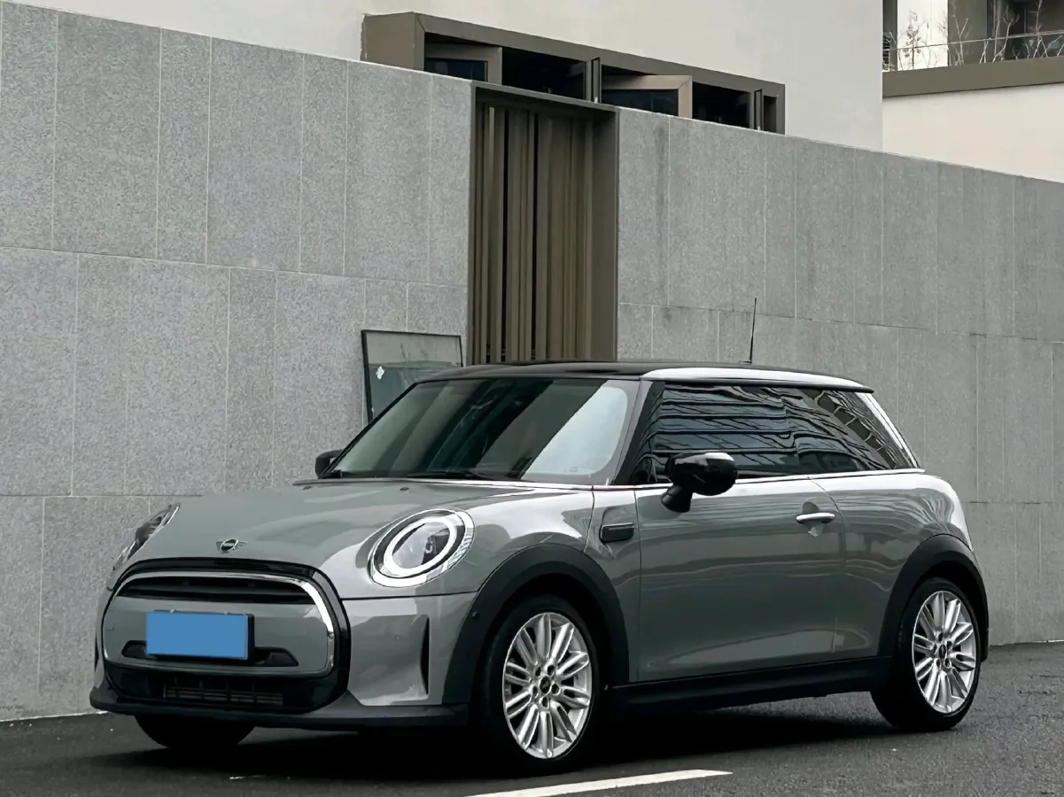 2022 MINI MINI 1.5T 136HP L3 7DCT,autocango,china used car exporter,china ev exporter,chinese used car exporter,chinese used ev exporter