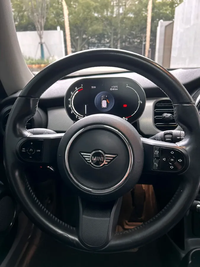 2022 MINI MINI 1.5T 136HP L3 7DCT,autocango,china used car exporter,china ev exporter,chinese used car exporter,chinese used ev exporter