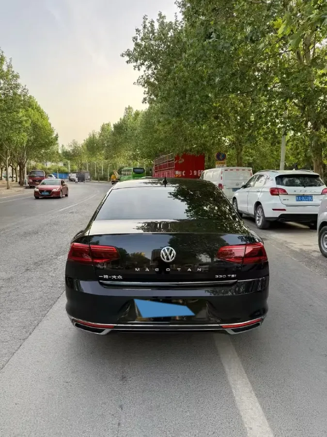 2020 Volkswagen Magotan 2.0T 186HP L4 7DCT,autocango,china used car exporter,china ev exporter,chinese used car exporter,chinese used ev exporter