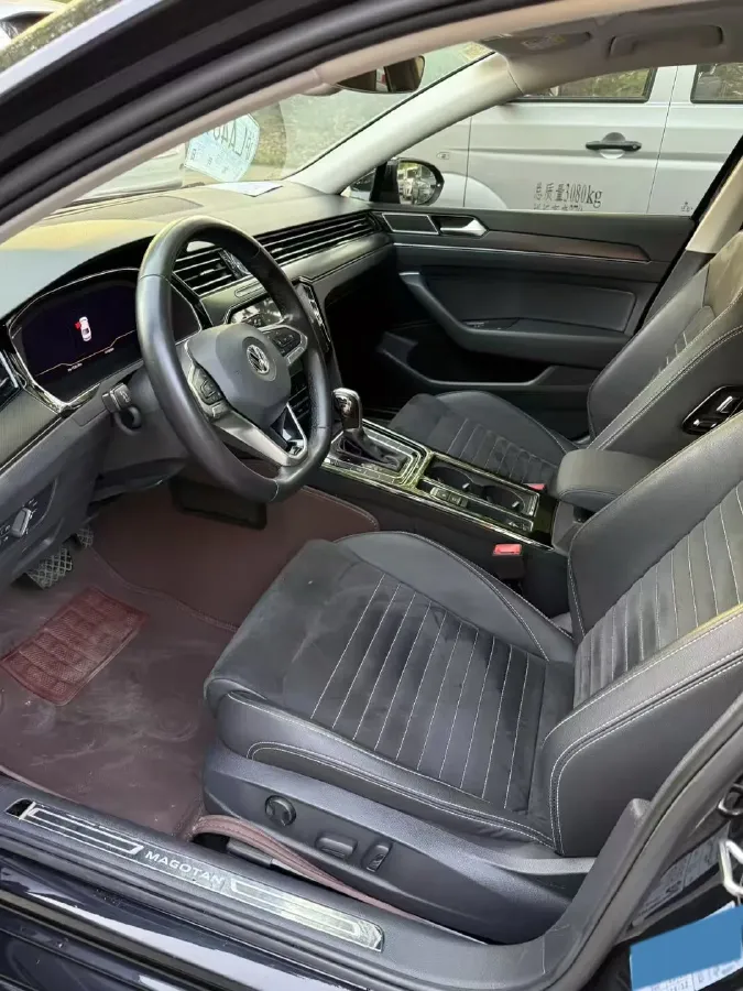 2020 Volkswagen Magotan 2.0T 186HP L4 7DCT,autocango,china used car exporter,china ev exporter,chinese used car exporter,chinese used ev exporter