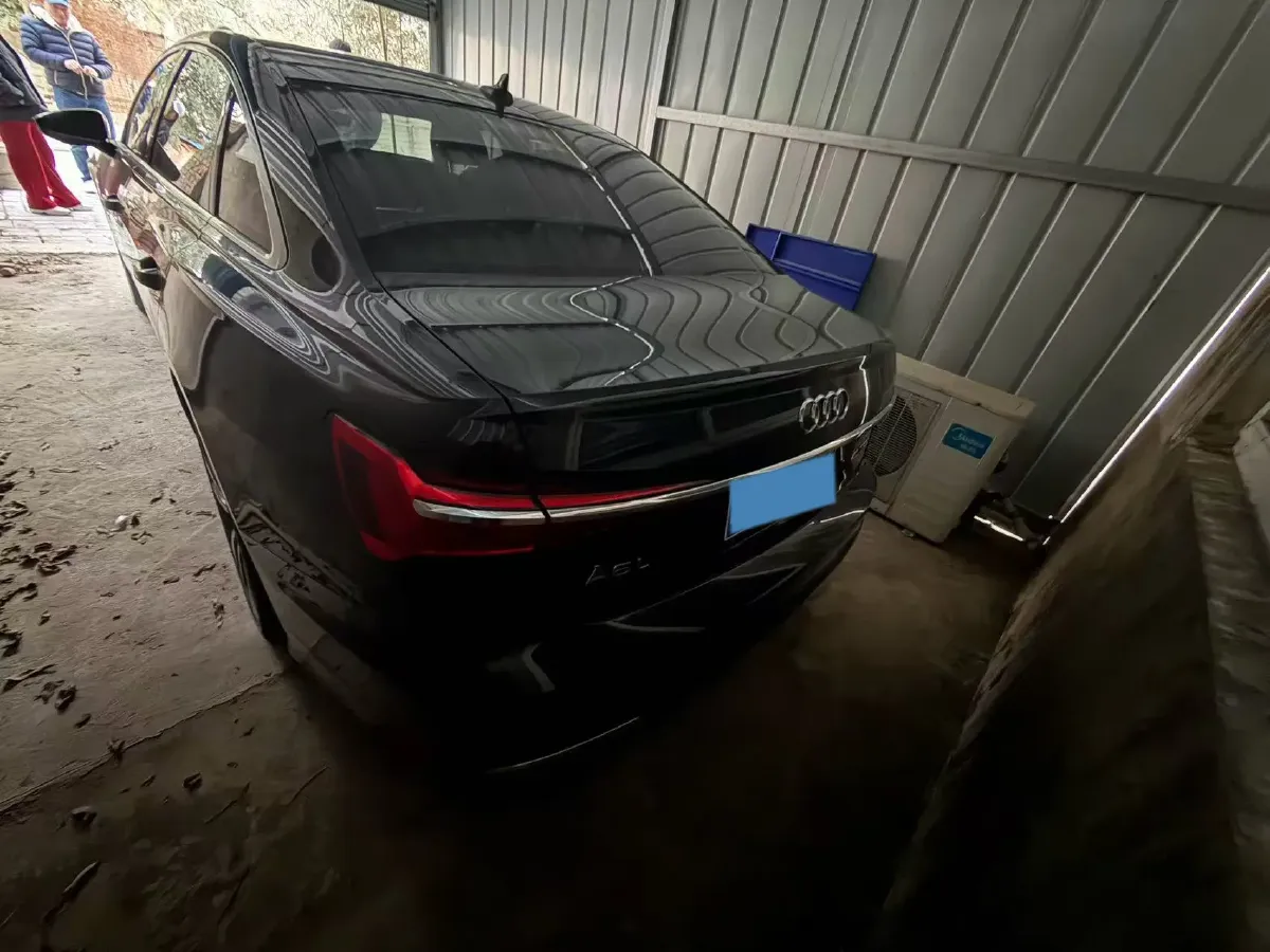 2020 Audi A6L 2.0T 190HP L4 7DCT,autocango,china used car exporter,china ev exporter,chinese used car exporter,chinese used ev exporter