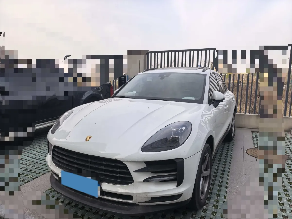 2018 Porsche Macan 2.0T 252HP L4 7DCT,autocango,china used car exporter,china ev exporter,chinese used car exporter,chinese used ev exporter