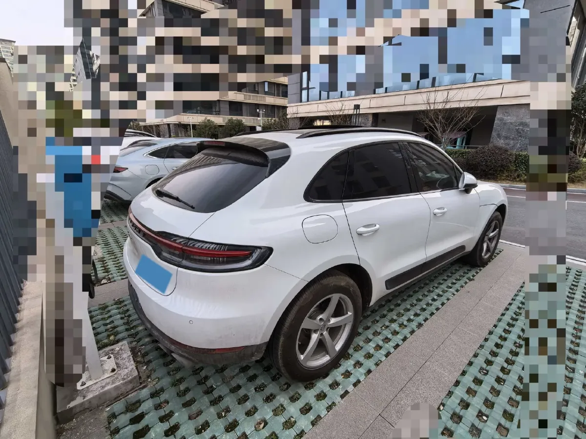 2018 Porsche Macan 2.0T 252HP L4 7DCT,autocango,china used car exporter,china ev exporter,chinese used car exporter,chinese used ev exporter