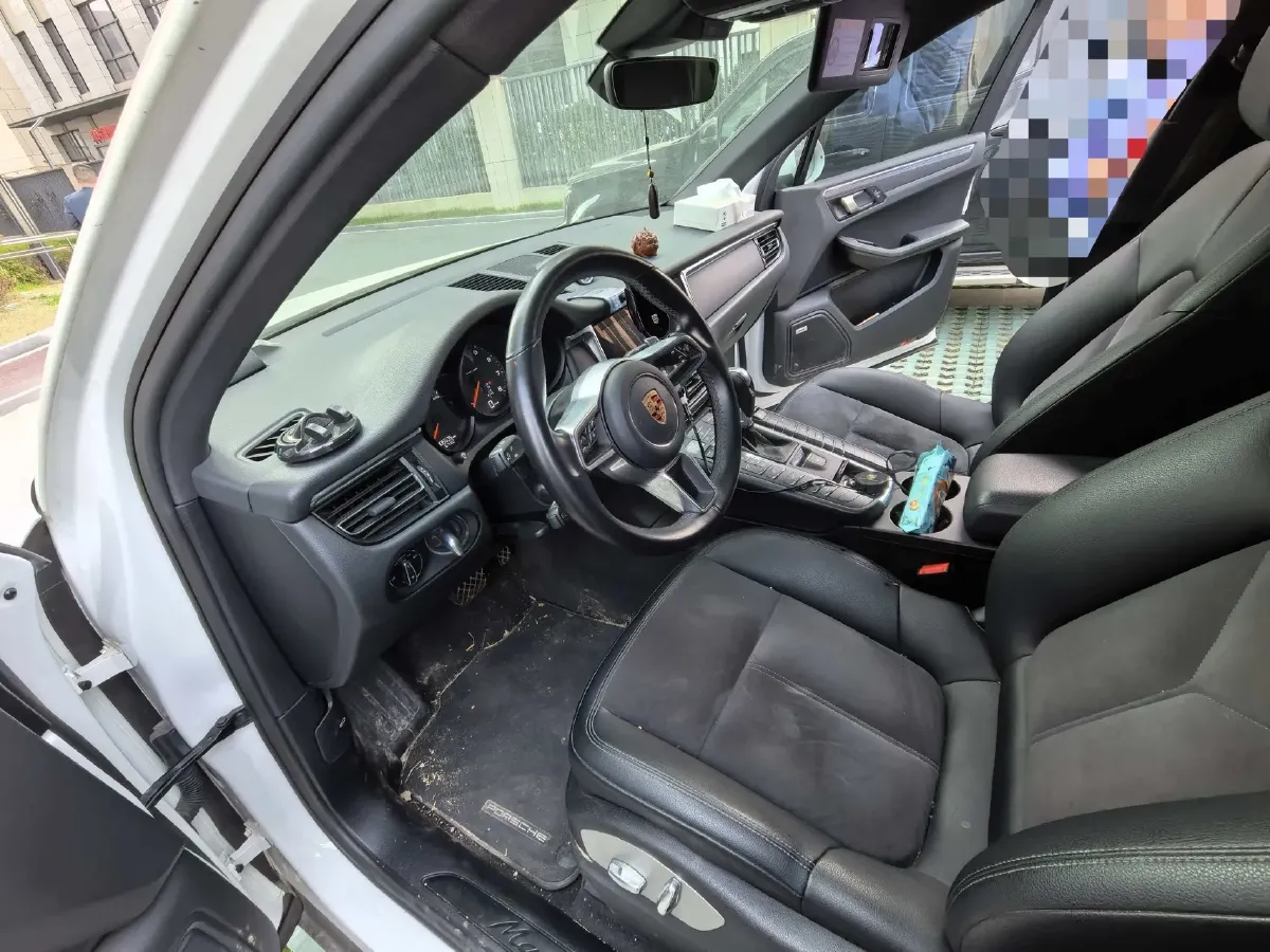 2018 Porsche Macan 2.0T 252HP L4 7DCT,autocango,china used car exporter,china ev exporter,chinese used car exporter,chinese used ev exporter