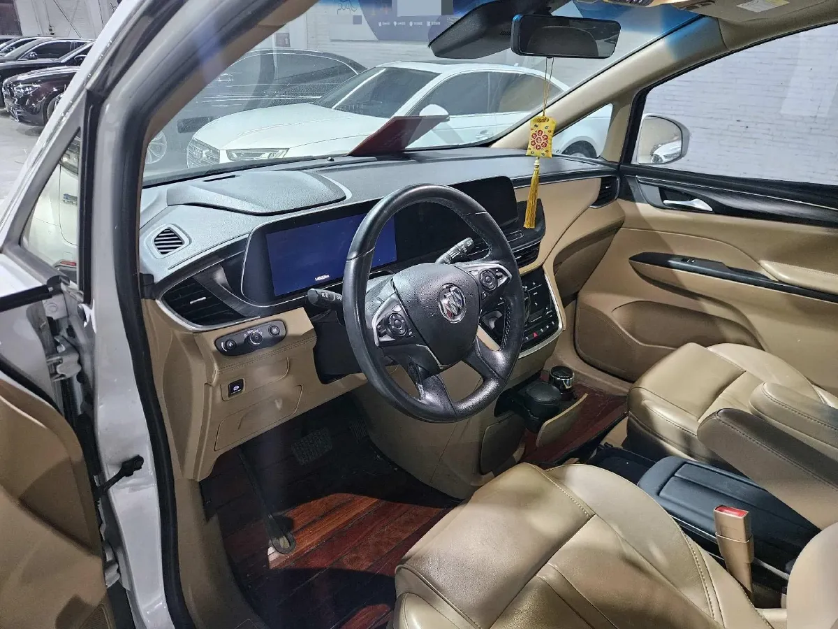 2021 Buick GL8 2.0T 237HP L4 9AT,autocango,china used car exporter,china ev exporter,chinese used car exporter,chinese used ev exporter