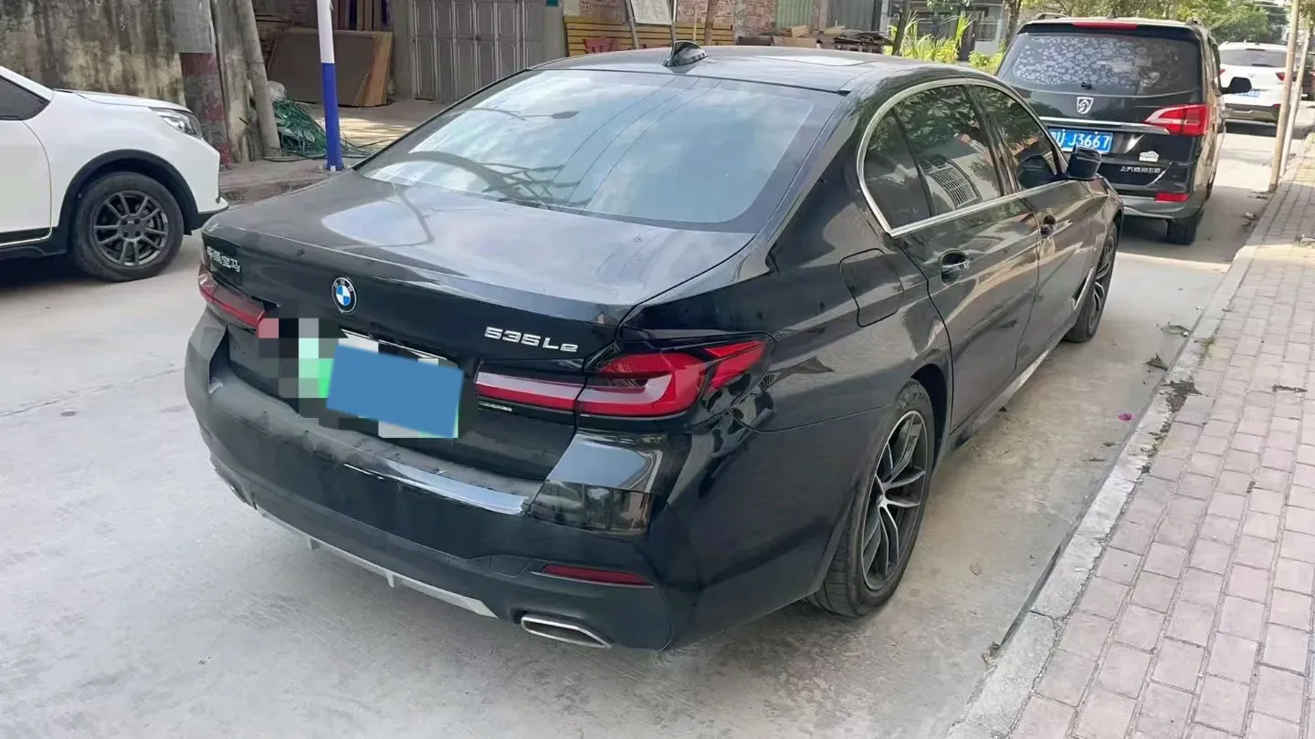 2021 BMW 5 Series 2.0T 184HP L4 8AT PHEV 17.7KWH,autocango,china used car exporter,china ev exporter,chinese used car exporter,chinese used ev exporter