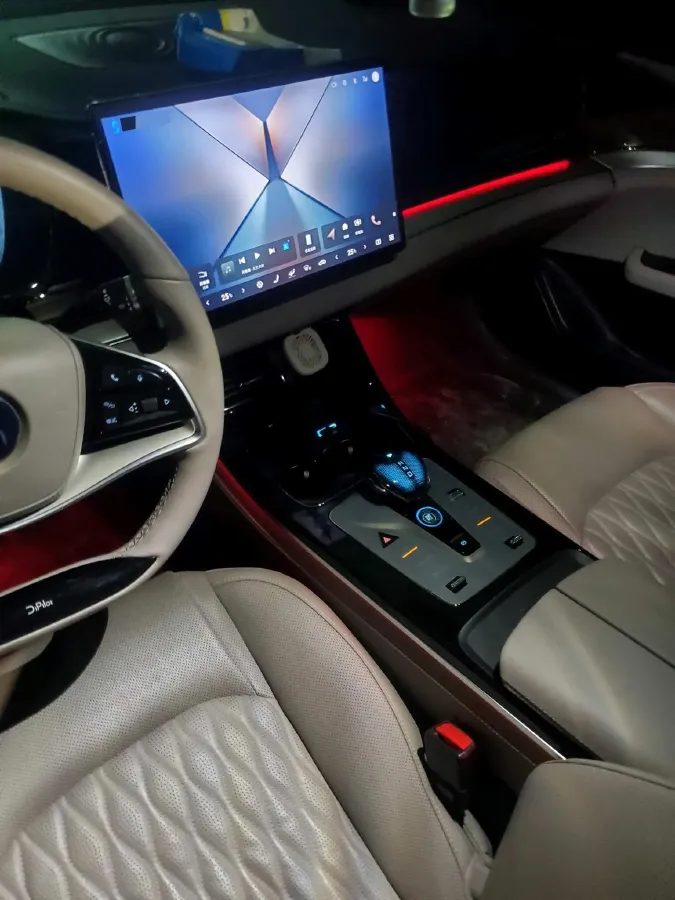 2025 BYD Han 1.5T 156HP L4 E-CVT PHEV,autocango,china used car exporter,china ev exporter,chinese used car exporter,chinese used ev exporter