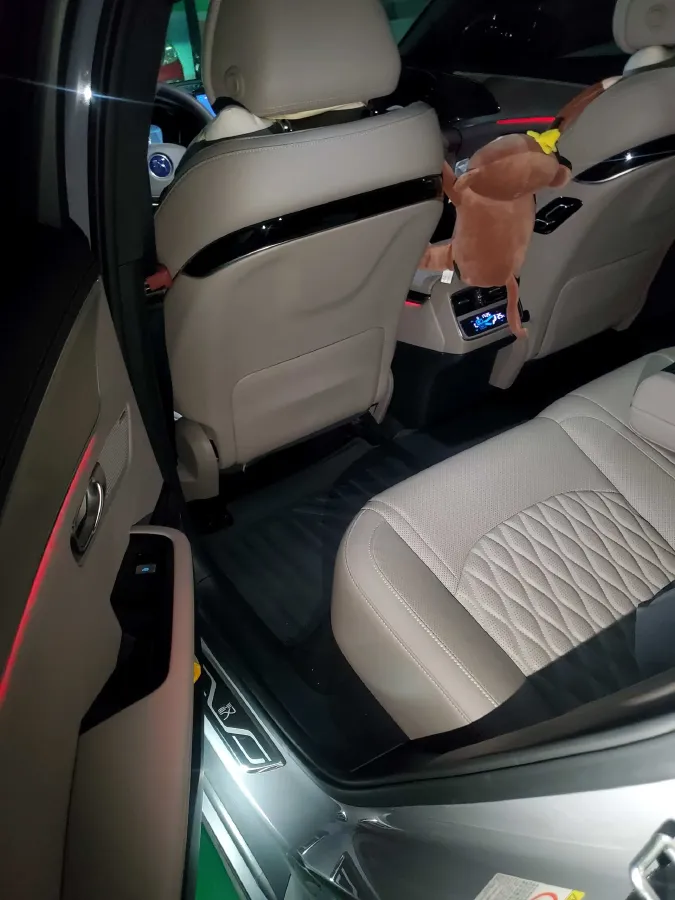 2025 BYD Han 1.5T 156HP L4 E-CVT PHEV,autocango,china used car exporter,china ev exporter,chinese used car exporter,chinese used ev exporter