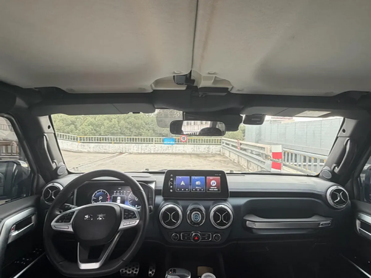 2021 Beijing BJ40 2.0T 163HP L4 8AT,autocango,china used car exporter,china ev exporter,chinese used car exporter,chinese used ev exporter