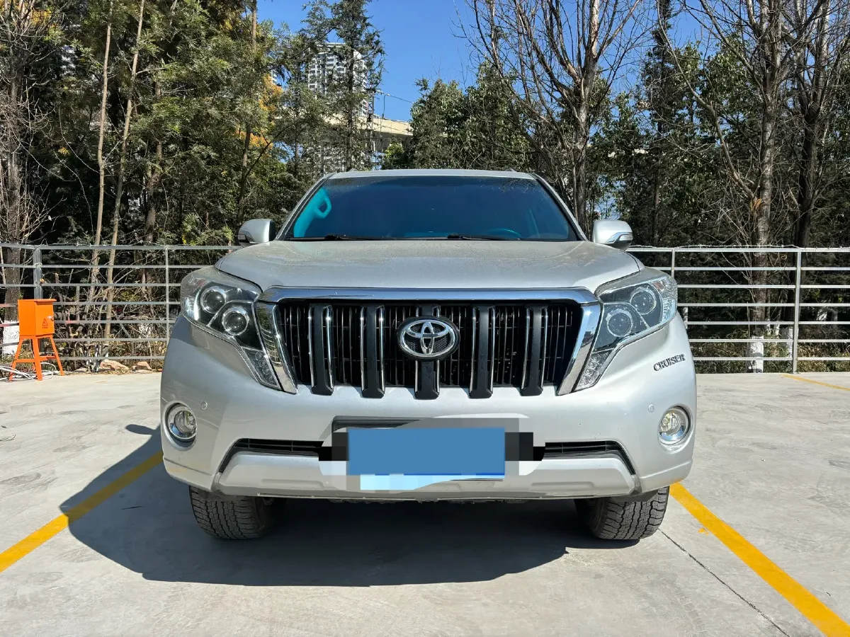 2017 Toyota Corolla 1.2T 116HP L4 6MT,autocango,china used car exporter,china ev exporter,chinese used car exporter,chinese used ev exporter