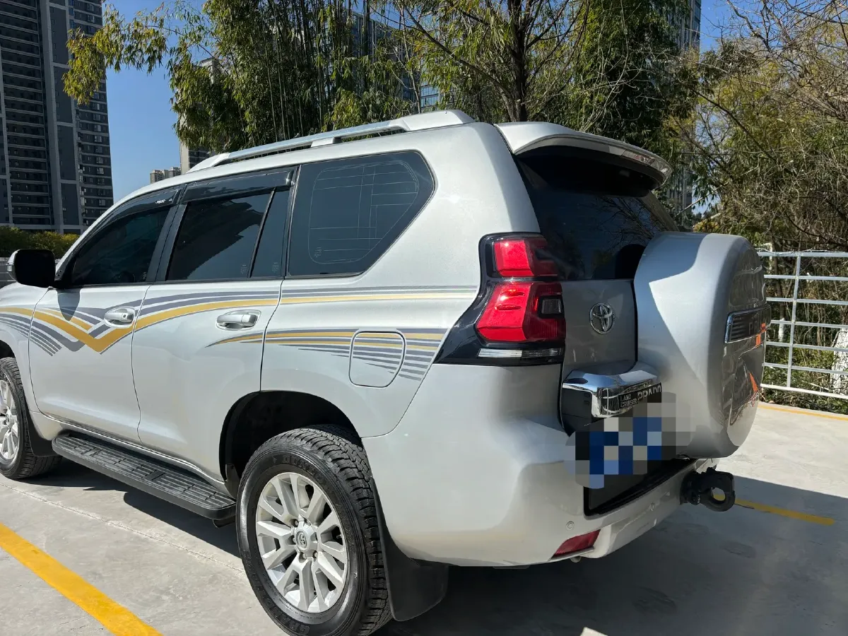 2017 Toyota Corolla 1.2T 116HP L4 6MT,autocango,china used car exporter,china ev exporter,chinese used car exporter,chinese used ev exporter