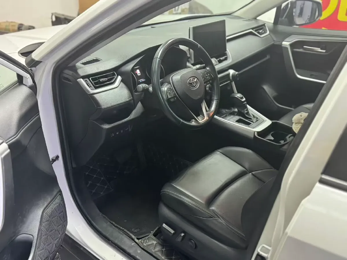 2022 Toyota Wildlander 2.0L 171HP L4 CVT,autocango,china used car exporter,china ev exporter,chinese used car exporter,chinese used ev exporter