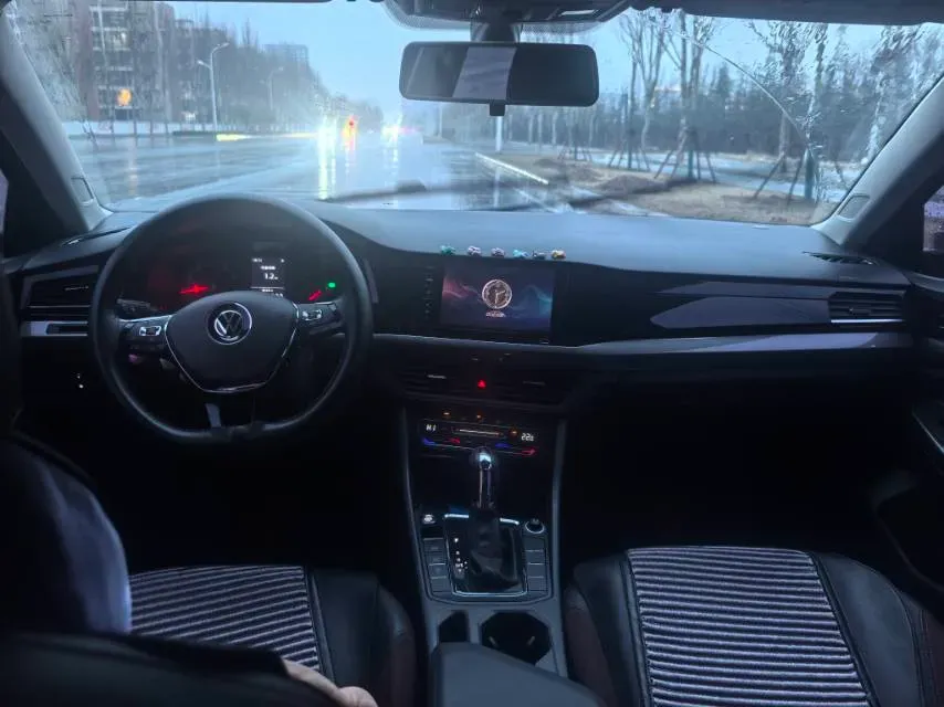 2020 Volkswagen Bora 1.5L 113HP L4 6AT,autocango,china used car exporter,china ev exporter,chinese used car exporter,chinese used ev exporter