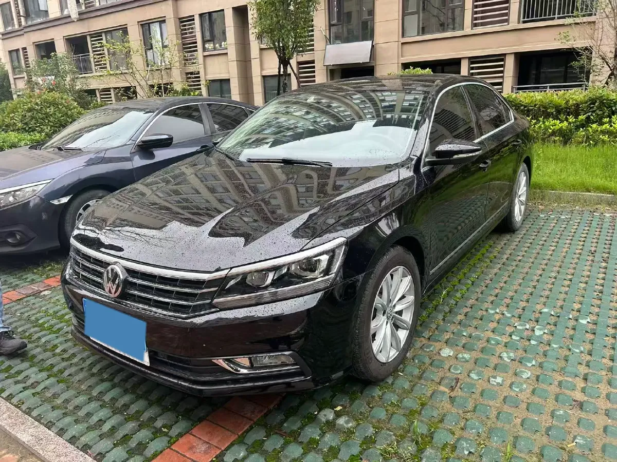 2017 Volkswagen Passat 1.8T 180HP L4 7DCT,autocango,china used car exporter,china ev exporter,chinese used car exporter,chinese used ev exporter