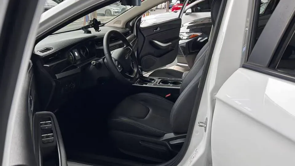 2021 Chery Arrizo 5 1.5L 116HP L4 CVT,autocango,china used car exporter,china ev exporter,chinese used car exporter,chinese used ev exporter