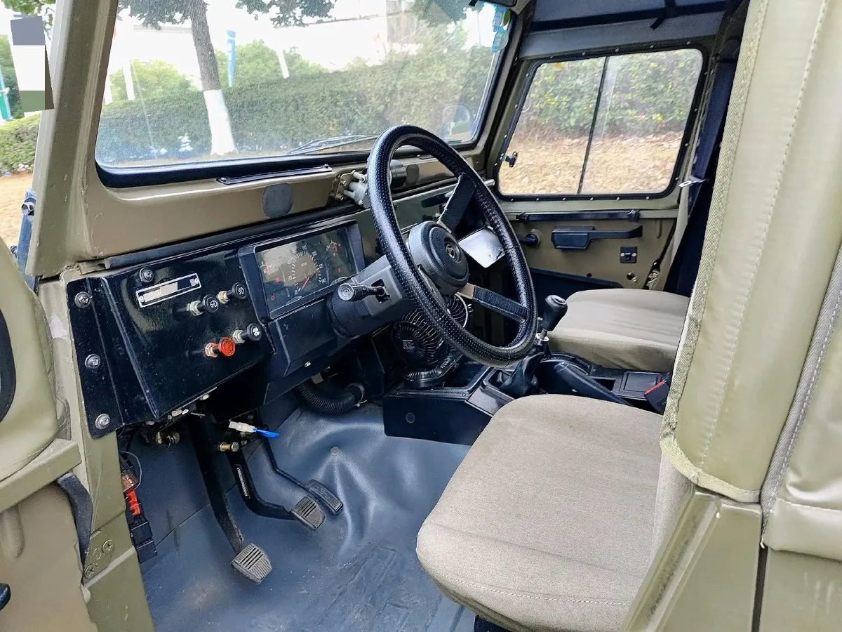 2016 BAW Battle Flag 2.0L 102HP L4 5MT,autocango,china used car exporter,china ev exporter,chinese used car exporter,chinese used ev exporter