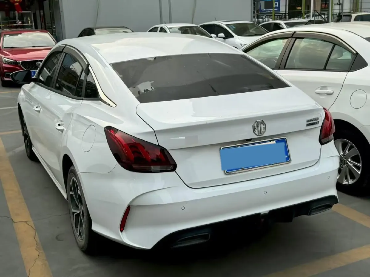 2023 MG 5 1.5L 129HP L4 5MT,autocango,china used car exporter,china ev exporter,chinese used car exporter,chinese used ev exporter