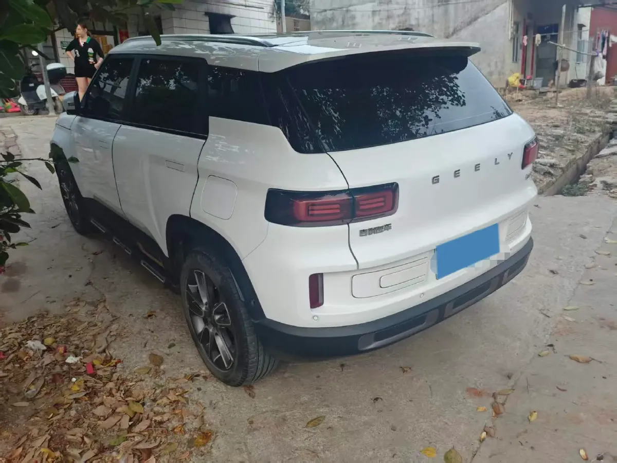 2020 Geely ICON 1.5T 177HP L3 7DCT,autocango,china used car exporter,china ev exporter,chinese used car exporter,chinese used ev exporter