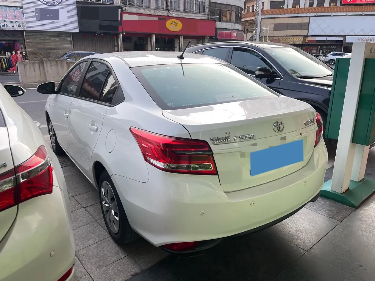 2022 Toyota Yaris L 1.5L 112HP L4 CVT,autocango,china used car exporter,china ev exporter,chinese used car exporter,chinese used ev exporter