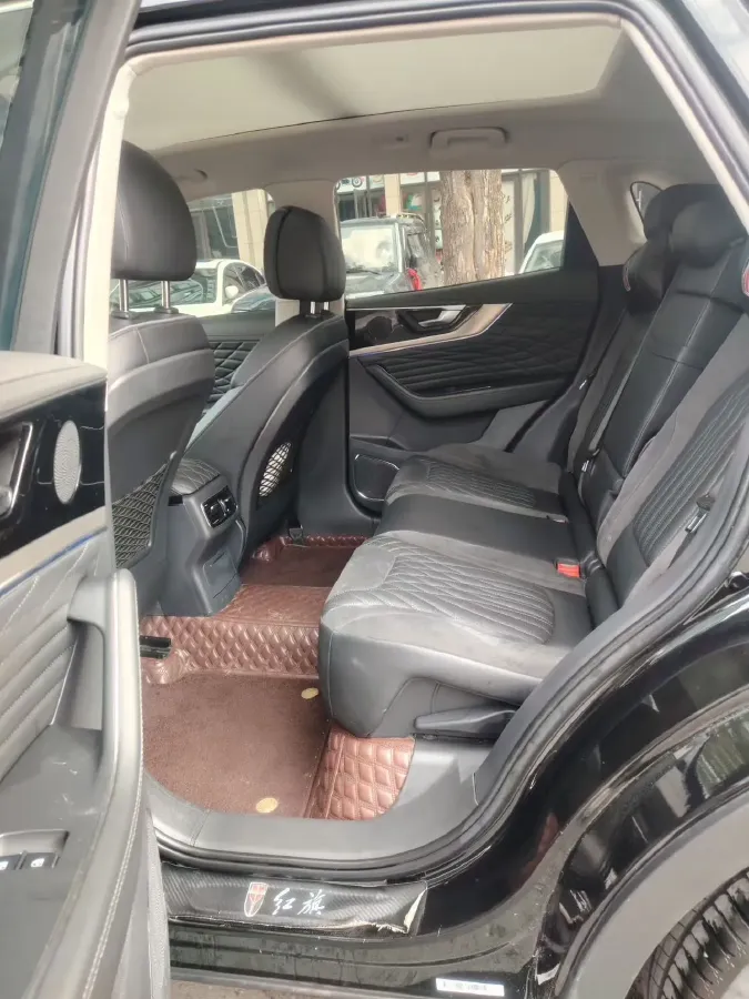 2022 HongQi HS5 2.0T 224HP L4 6AT,autocango,china used car exporter,china ev exporter,chinese used car exporter,chinese used ev exporter