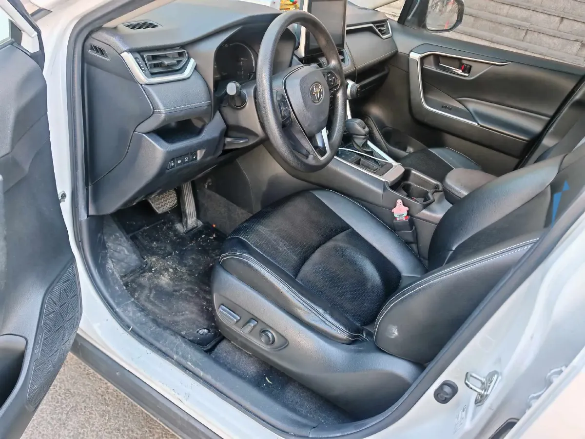 2022 Toyota RAV4 2.0L 171HP L4 CVT,autocango,china used car exporter,china ev exporter,chinese used car exporter,chinese used ev exporter