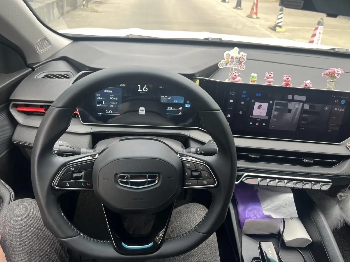 2024 Geely Binray 1.5T 181HP L4 7DCT,autocango,china used car exporter,china ev exporter,chinese used car exporter,chinese used ev exporter