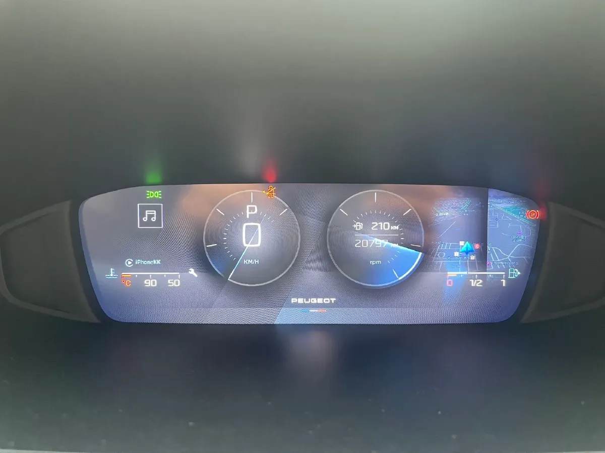 2023 Peugeot 408X 1.6T 175HP L4 8AT,autocango,china used car exporter,china ev exporter,chinese used car exporter,chinese used ev exporter