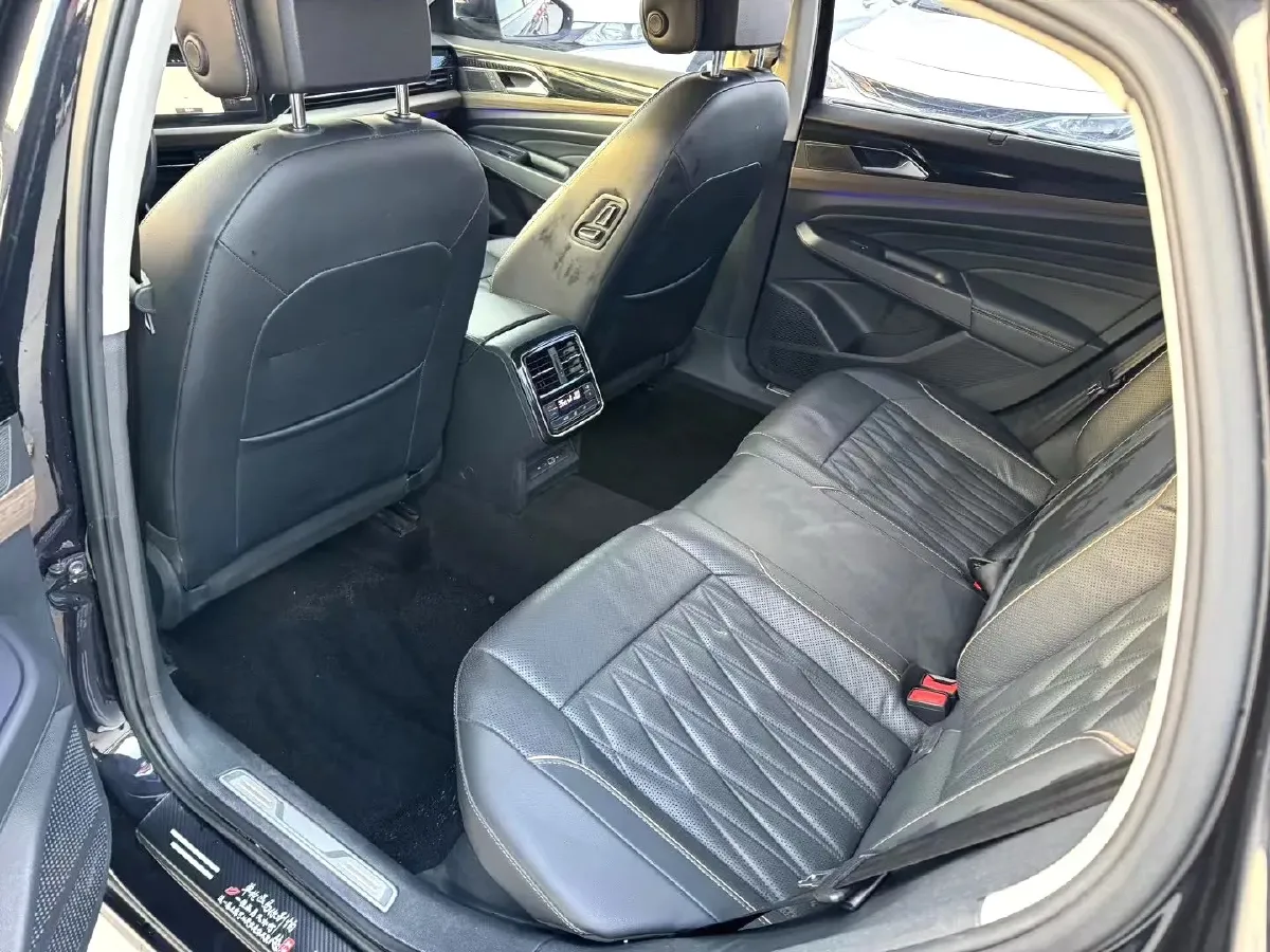 2019 Skoda Kodiak 2.0T 186HP L4 7DCT,autocango,china used car exporter,china ev exporter,chinese used car exporter,chinese used ev exporter