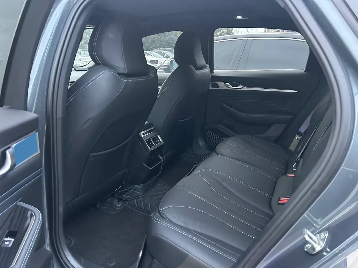 2025 Geely Preface 1.5T 181HP L4 7DCT,autocango,china used car exporter,china ev exporter,chinese used car exporter,chinese used ev exporter