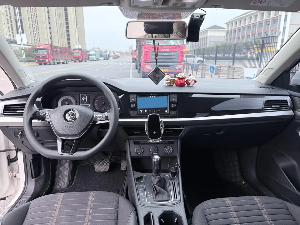 2018 Skoda Karoq 1.4T 150HP L4 7DCT,autocango,china used car exporter,china ev exporter,chinese used car exporter,chinese used ev exporter