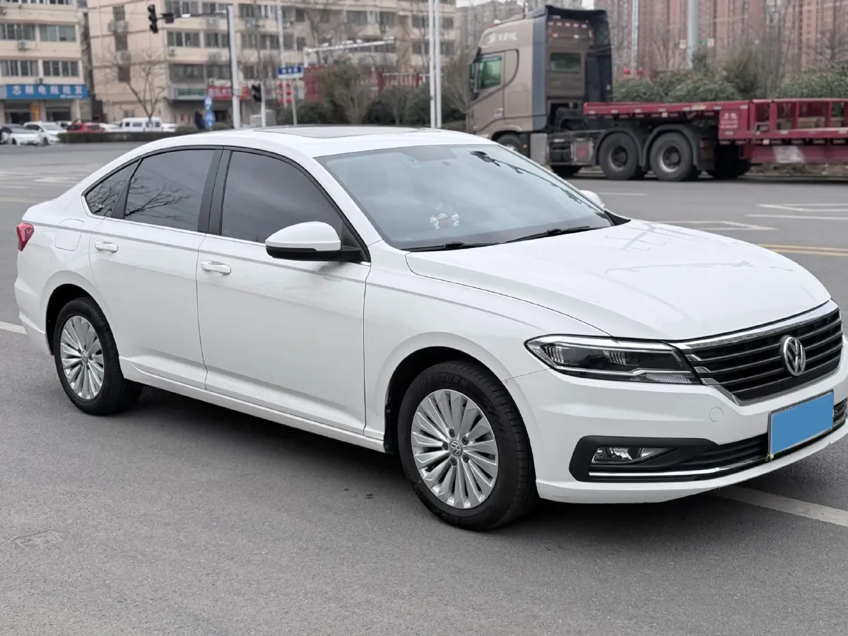 2018 Skoda Karoq 1.4T 150HP L4 7DCT,autocango,china used car exporter,china ev exporter,chinese used car exporter,chinese used ev exporter
