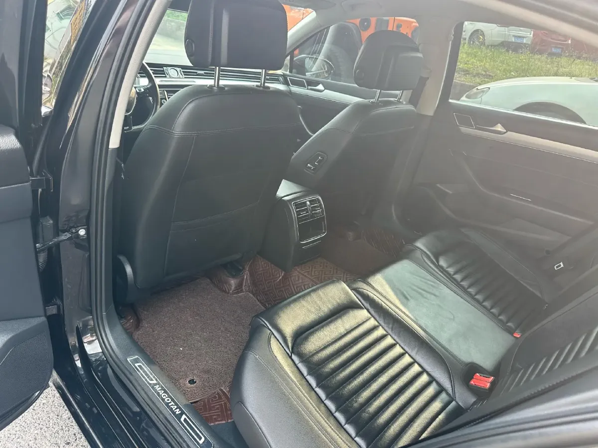 2018 Volkswagen Magotan 1.8T 180HP L4 7DCT,autocango,china used car exporter,china ev exporter,chinese used car exporter,chinese used ev exporter