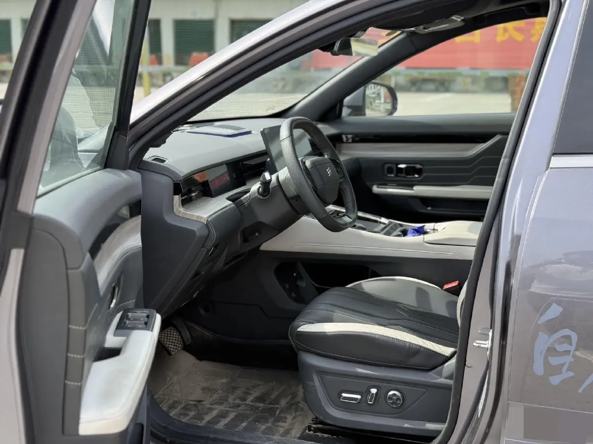 2024 Jetour ShanHai L6 1.5T 156HP L4 1DHT PHEV 19.43KWH,autocango,china used car exporter,china ev exporter,chinese used car exporter,chinese used ev exporter