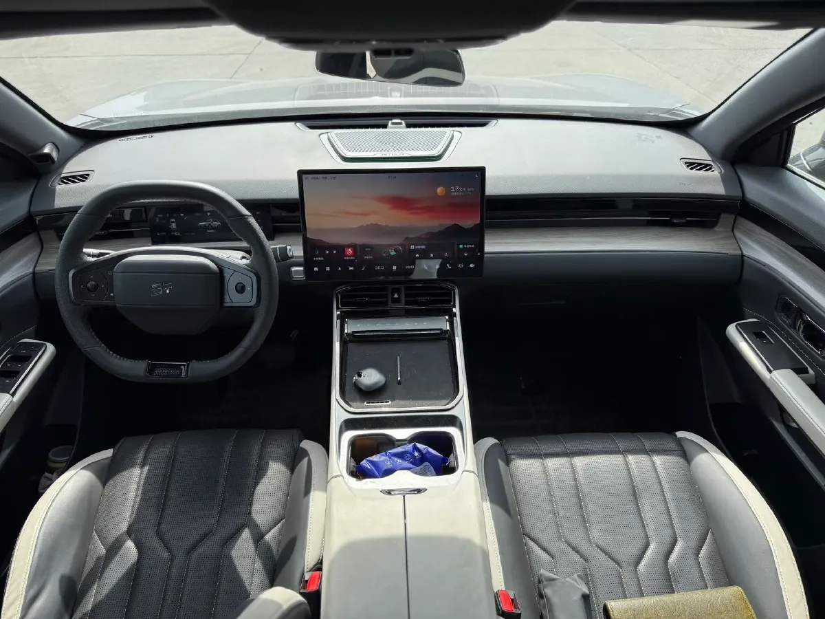 2024 Jetour ShanHai L6 1.5T 156HP L4 1DHT PHEV 19.43KWH,autocango,china used car exporter,china ev exporter,chinese used car exporter,chinese used ev exporter