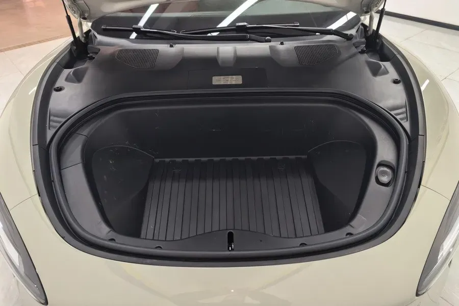 2024 MI SU7 BEV 73.6KWH,autocango,china used car exporter,china ev exporter,chinese used car exporter,chinese used ev exporter