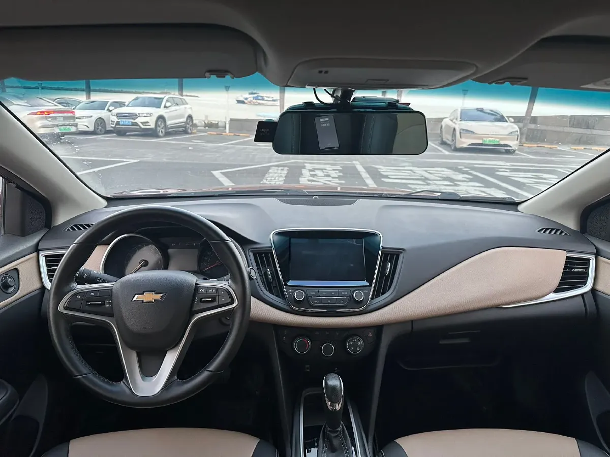 2020 Chevrolet Monza 1.5L 113HP L4 6AT,autocango,china used car exporter,china ev exporter,chinese used car exporter,chinese used ev exporter