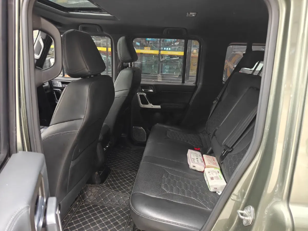 2024 212 212 T01 2.0T 252HP L4 8AT,autocango,china used car exporter,china ev exporter,chinese used car exporter,chinese used ev exporter