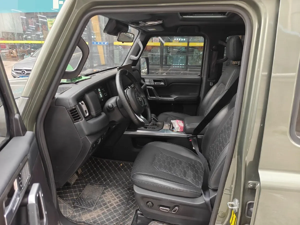 2024 212 212 T01 2.0T 252HP L4 8AT,autocango,china used car exporter,china ev exporter,chinese used car exporter,chinese used ev exporter